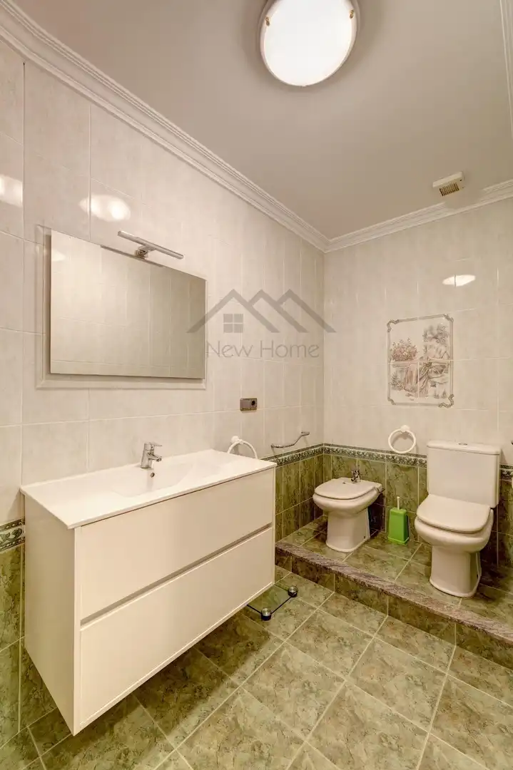 Baño de Finca rústica en venta en La Pobla de Vallbona con Trastero