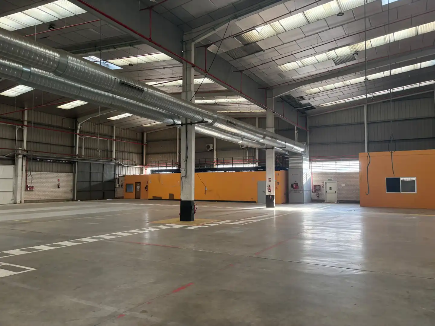 Industrial building to rent in Zona industrial, imagen 17