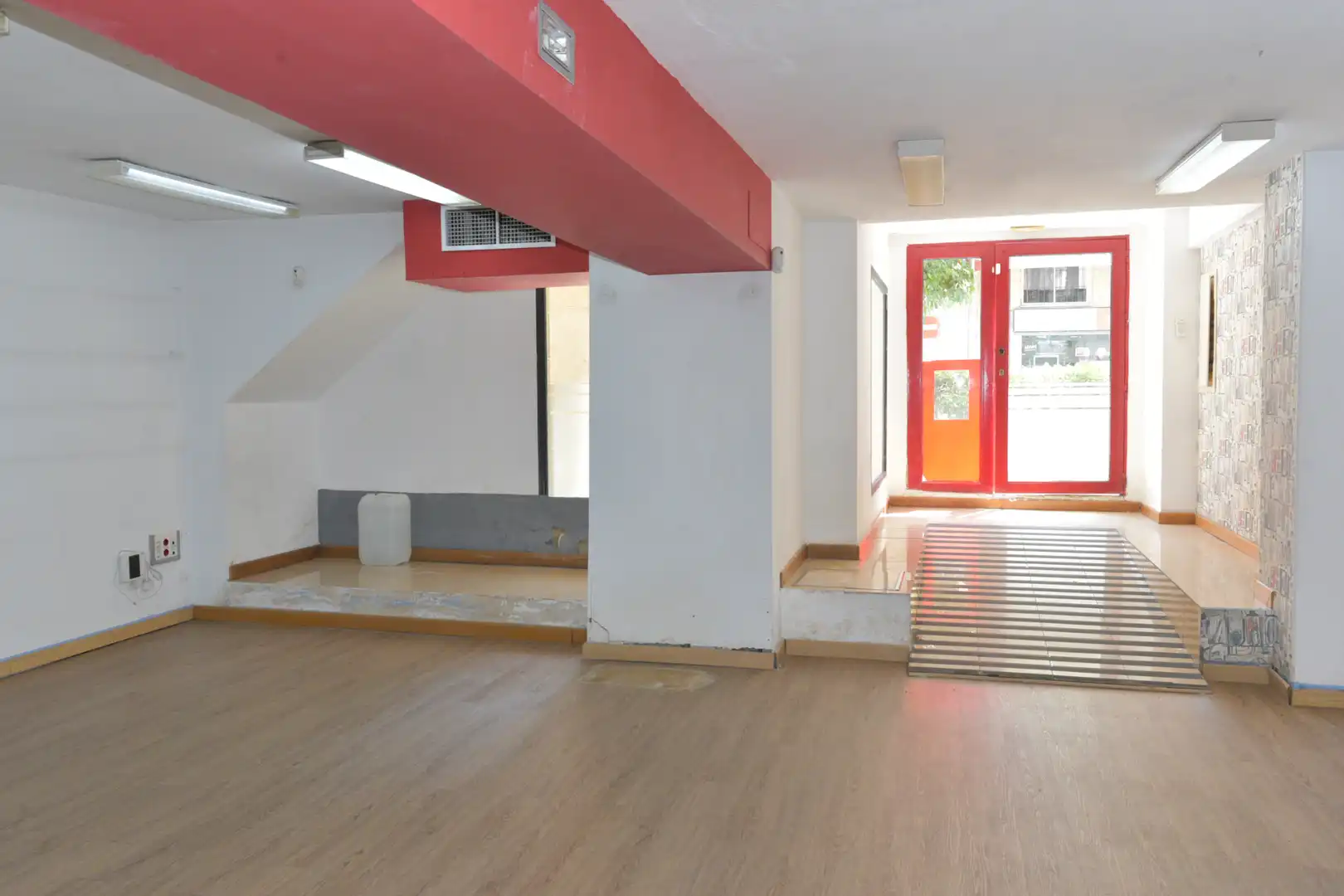 Business premises for sale in Paseo Independencia 59, imagen 7