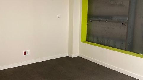 Photo 4 of Premises for sale in Calle Cuevas de Almanzora, Apóstol Santiago, Madrid