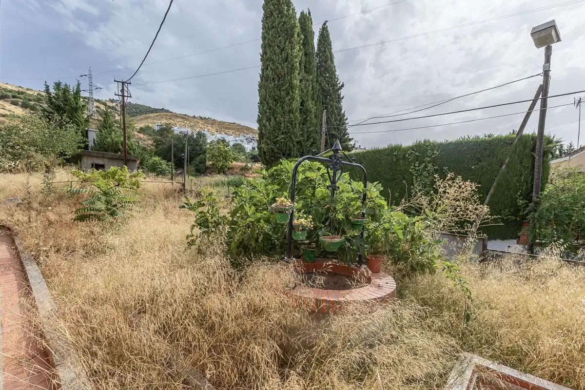 Casa o xalet en venda en Granada amb Jardí privat, Terrassa i Piscina