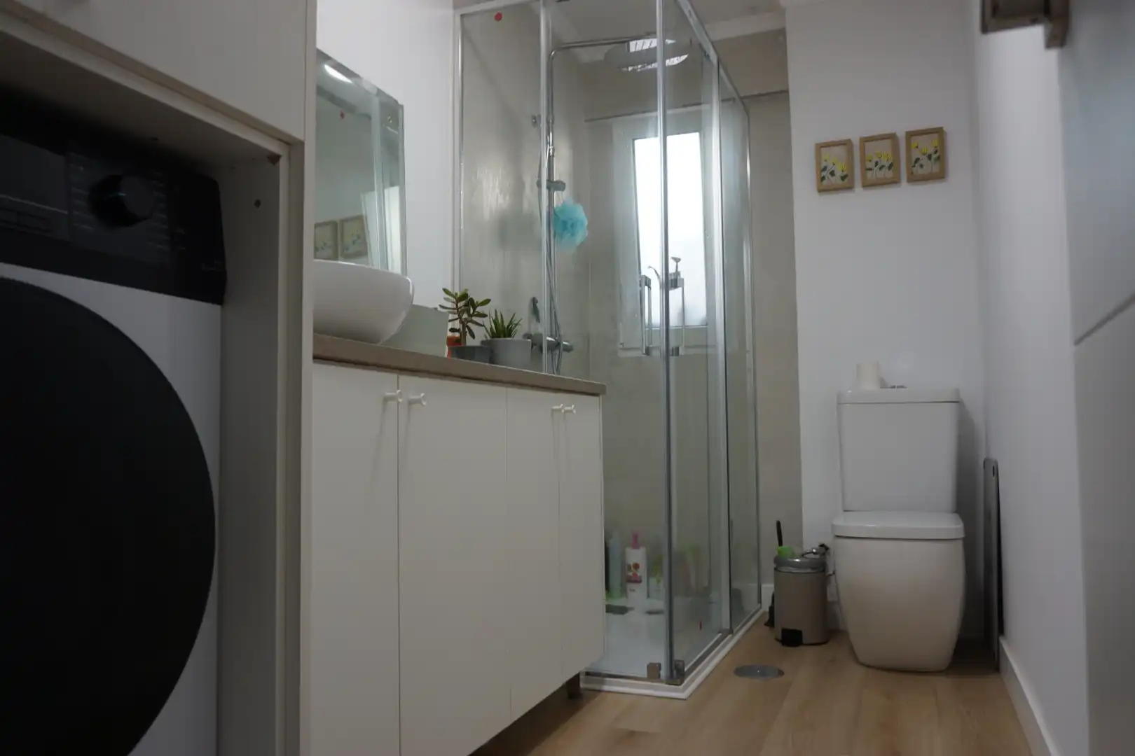 Bany de Pis en venda en Avilés amb Forn, Rentadora i Balcó