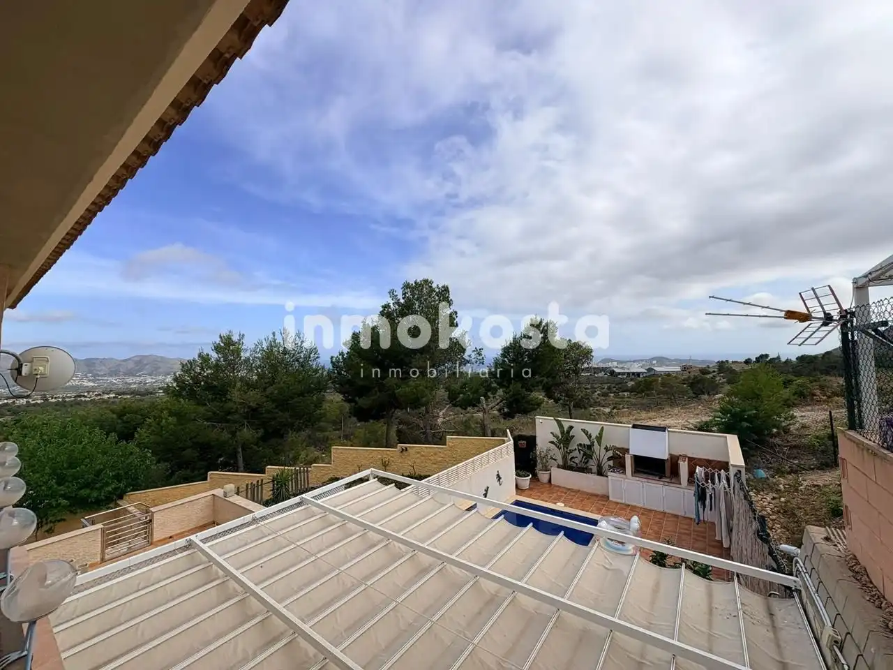 Außenansicht von Wohnung zum Verkauf in La Nucia mit Heizung, Terrasse und Abstellraum