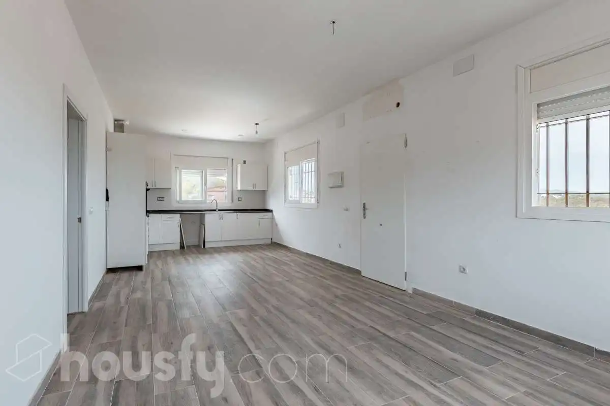 Sala d'estar de Casa o xalet en venda en Calafell amb Jardí privat, Terrassa i Traster
