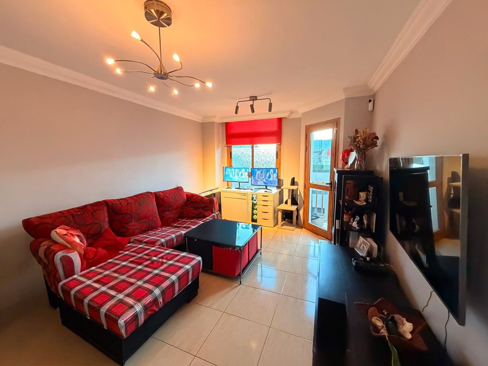 Sala de estar de Piso en venta en San Cristóbal de la Laguna con Balcón