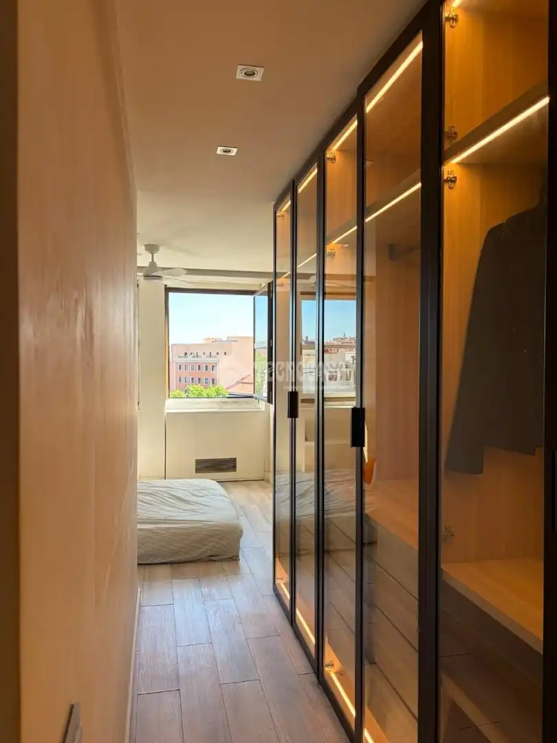 Habitación de Piso en venta en Madrid con Aire acondicionado y Calefacción