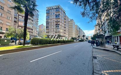 Vista exterior de Pis en venda en Vigo  amb Terrassa i Balcó