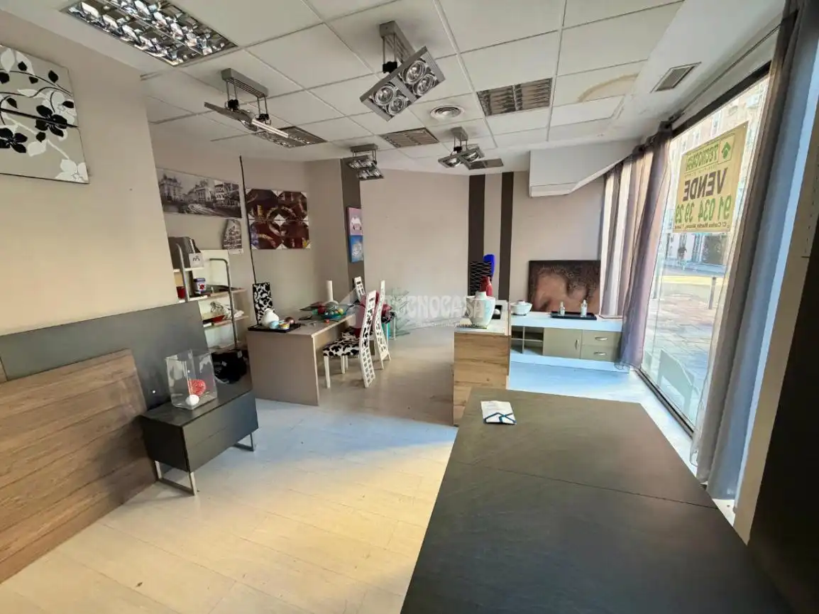 Local comercial en venda a Puente de Vallecas, imagen 10