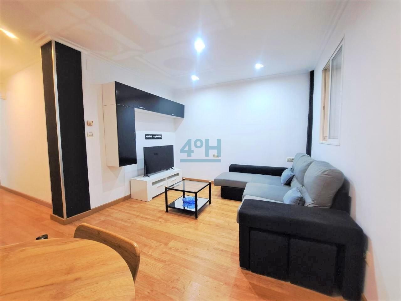 Sala de estar de Piso de alquiler en Ourense Capital  con Calefacción y Amueblado