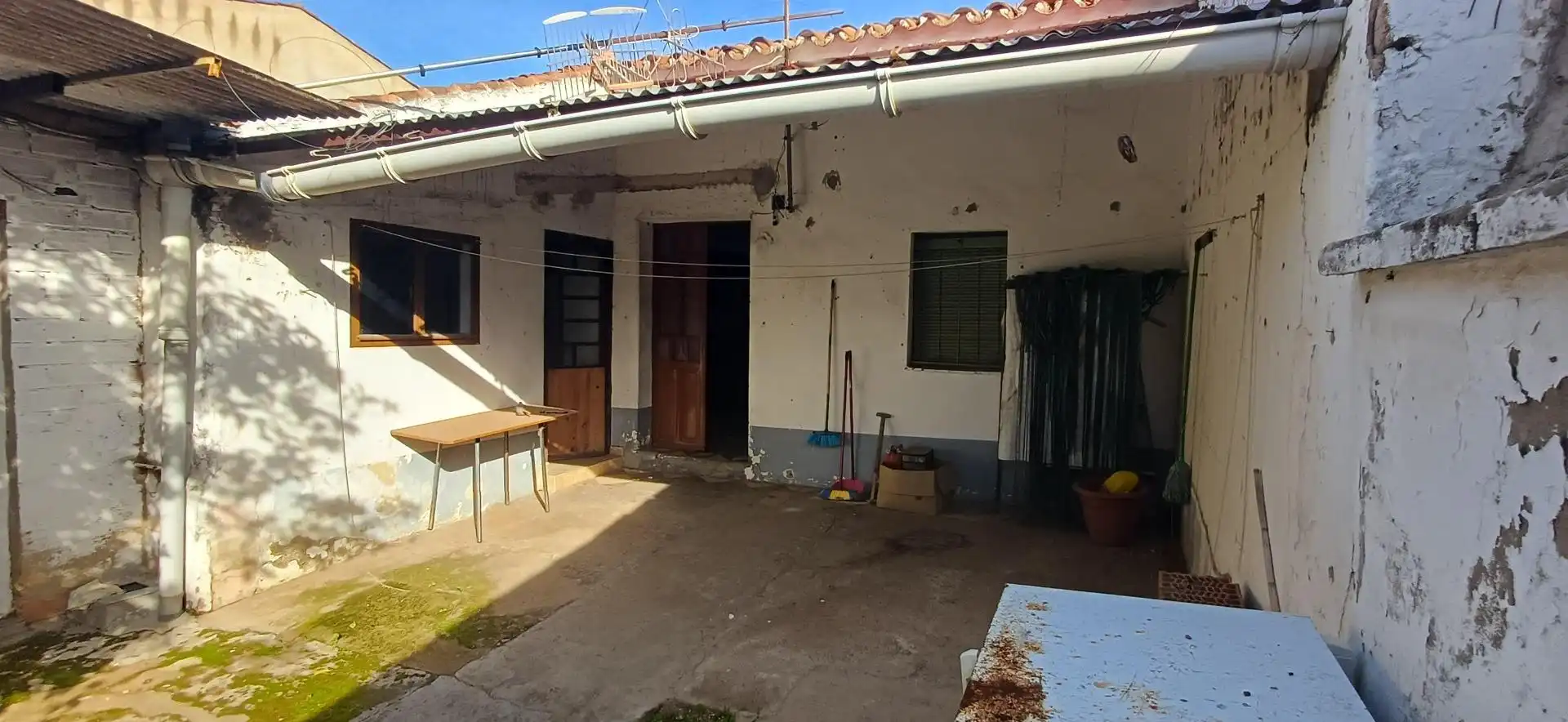 Vista exterior de Finca rústica en venda en Guareña