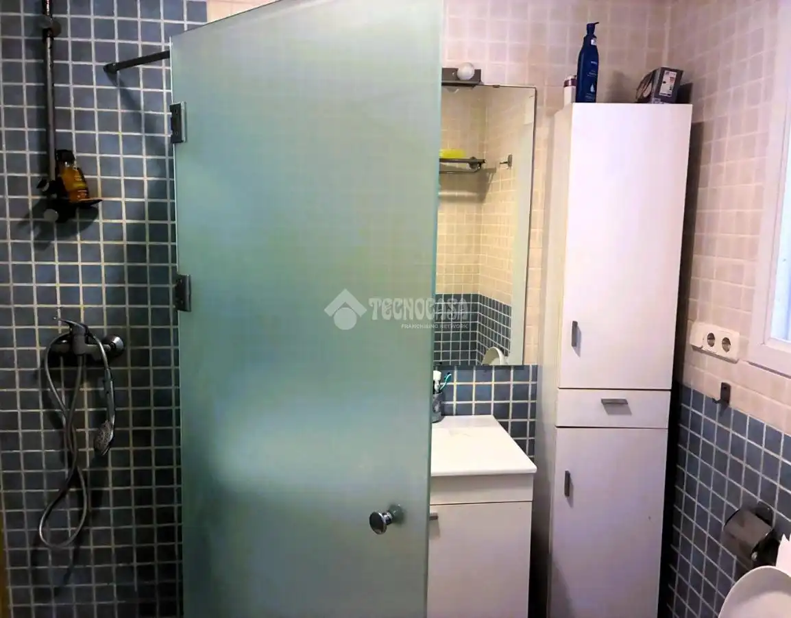 Bathroom of Detached homes for sale in Pilas  with Air Conditioner and Furnished