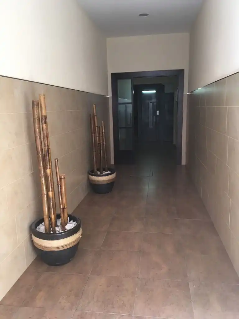 Piso de alquiler en Zaragoza con Calefacción, Amueblado y Horno