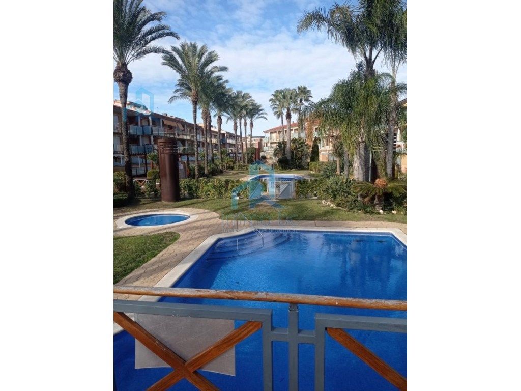 Swimming pool of Planta baja for sale in Cambrils