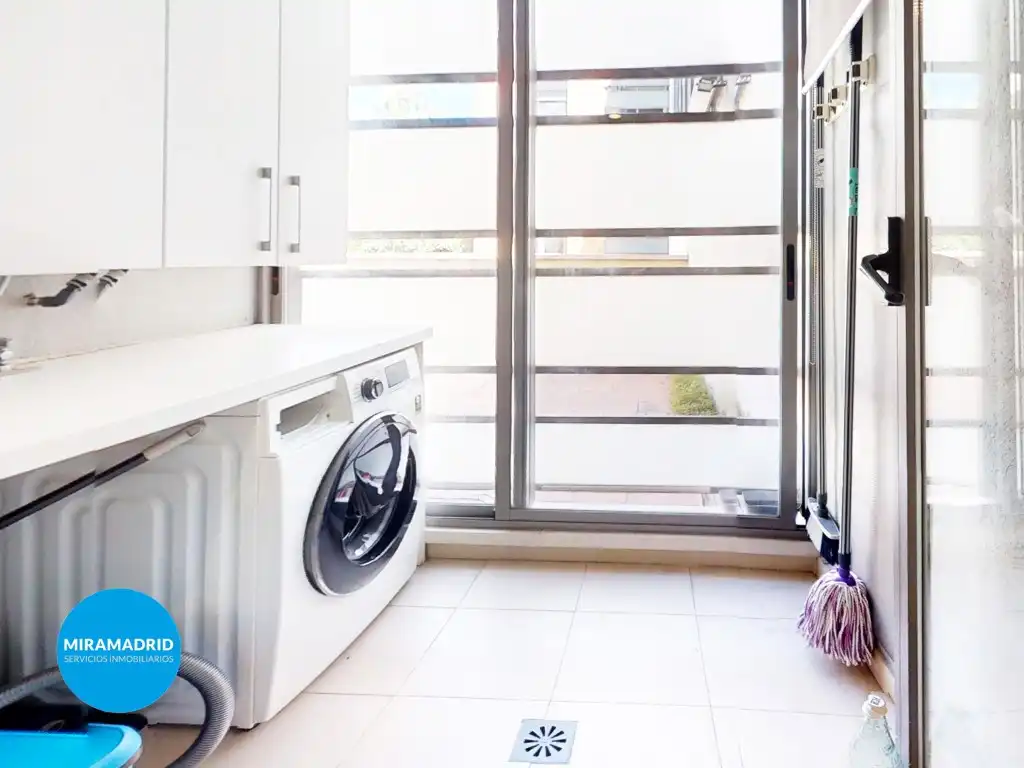 Terraza de Planta baja en venta en Paracuellos de Jarama con Aire acondicionado, Terraza y Piscina comunitaria