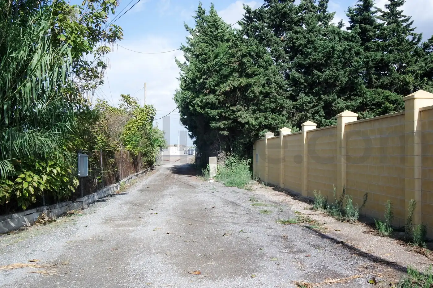 Vista exterior de Nave industrial en venta en El Puerto de Santa María