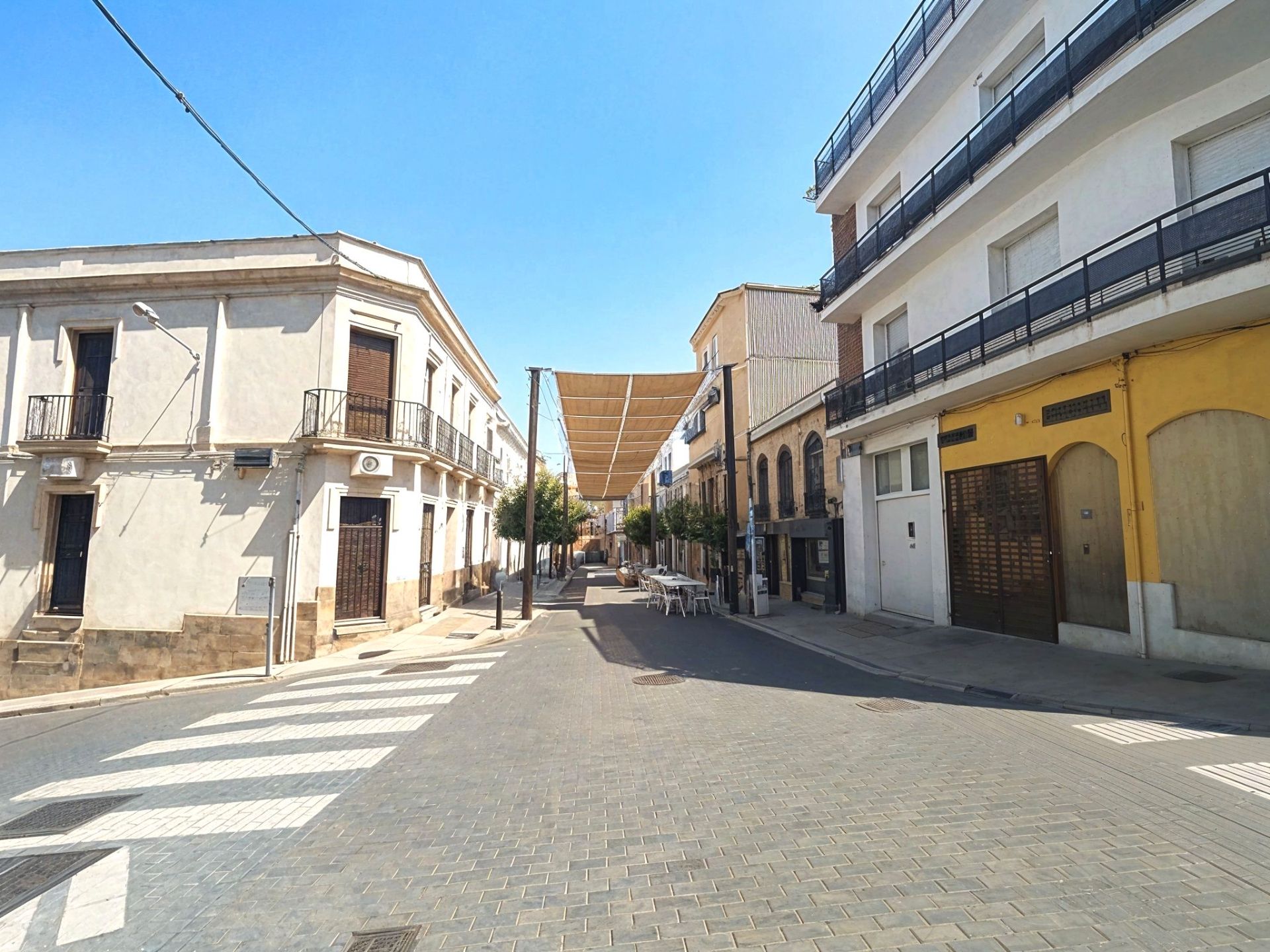 Vista exterior de Edifici en venda en Mérida
