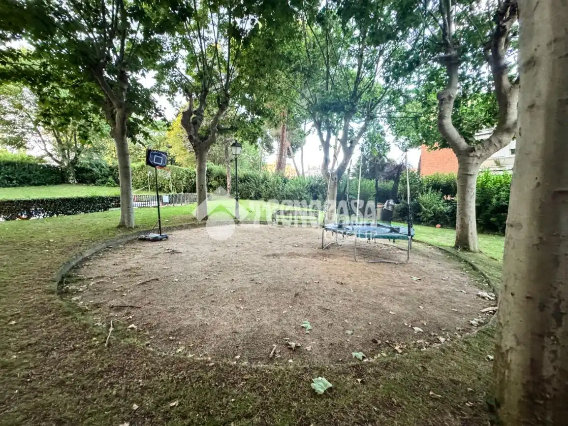 Piso en venta en Madrid con Calefacción, Parquet y Terraza