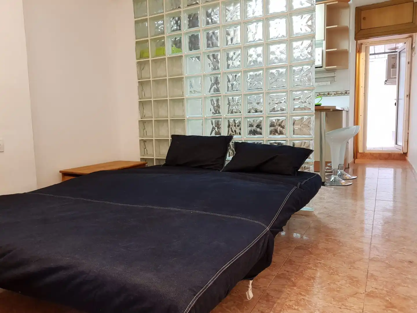 Habitación de Planta baja en venta en L'Hospitalet de Llobregat con Terraza