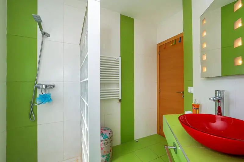 Bathroom of Flat for sale in Empuriabrava