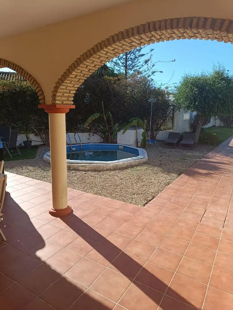 Villa mit Pool zum Verkauf in Los Gallos, imagen 11