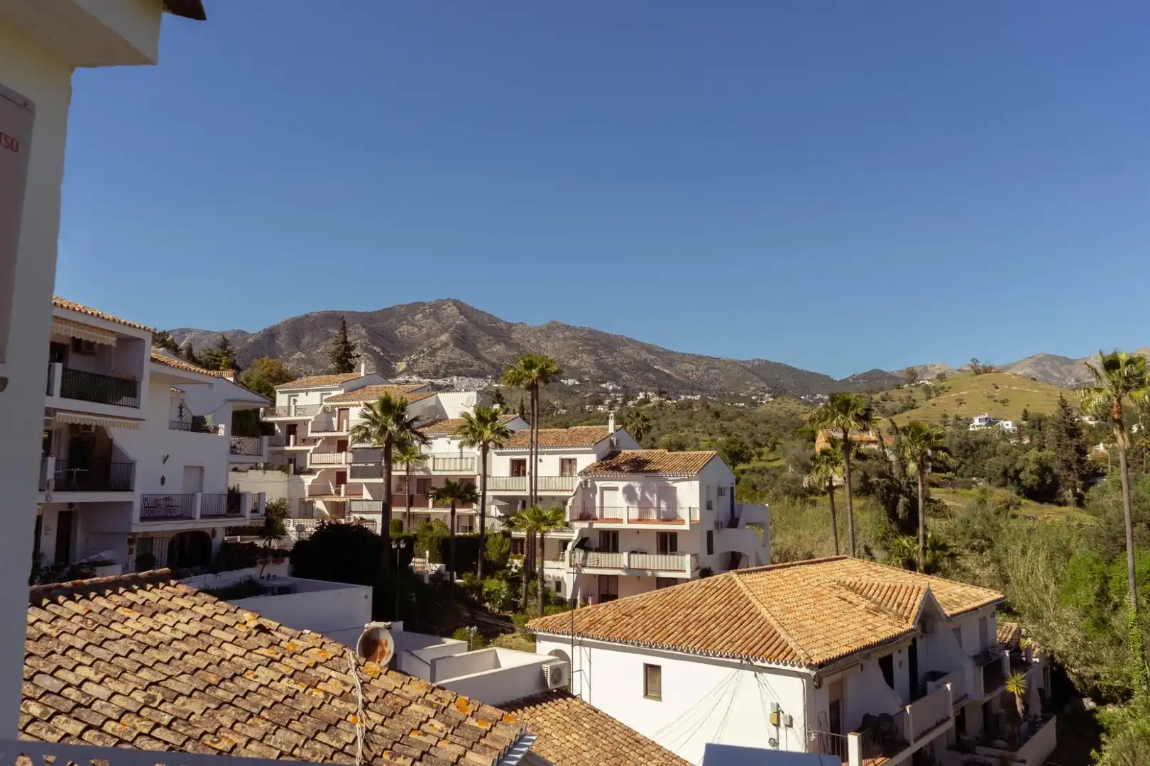 Vista exterior de Apartament en venda en Mijas amb Aire condicionat i Calefacció