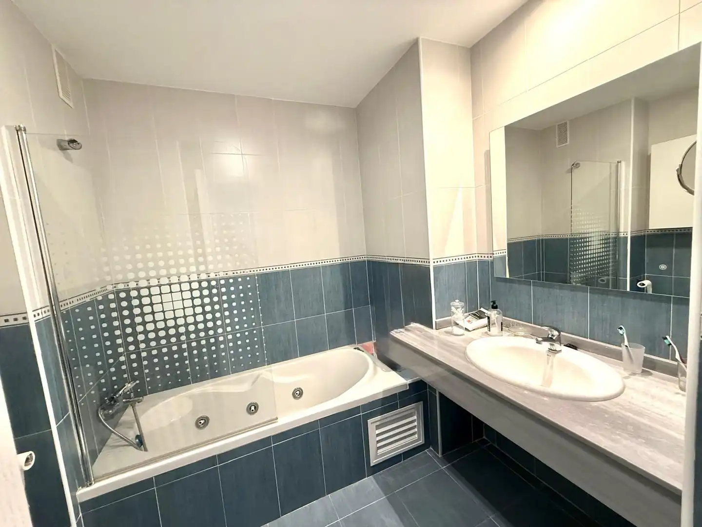 Bathroom of Flat for sale in Parauta  with Terrace, Storage room and Furnished