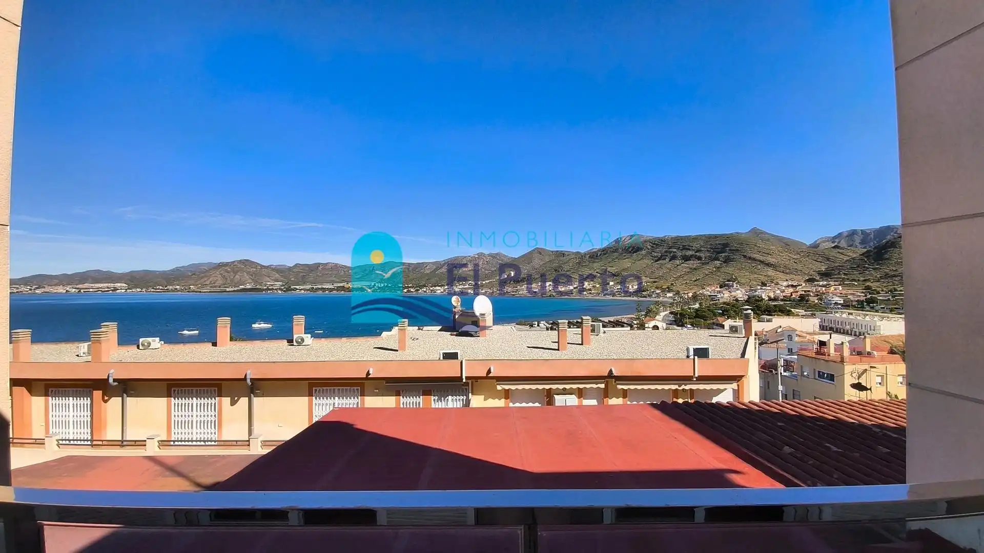 Vista exterior de Dúplex en venta en Cartagena con Terraza, Amueblado y Balcón