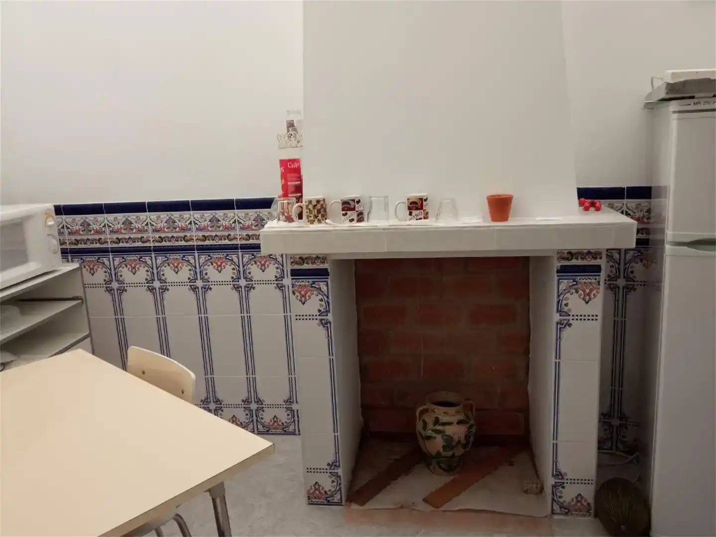 Casa adosada en venda en Fresnedoso de Ibor amb Rentadora, Microones i TV