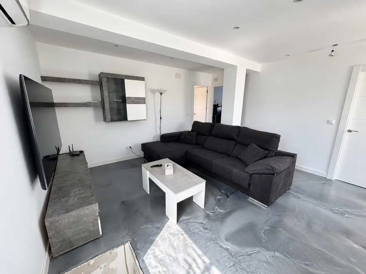 Casa aparellada de lloguer a Barrio Mar, imagen 5