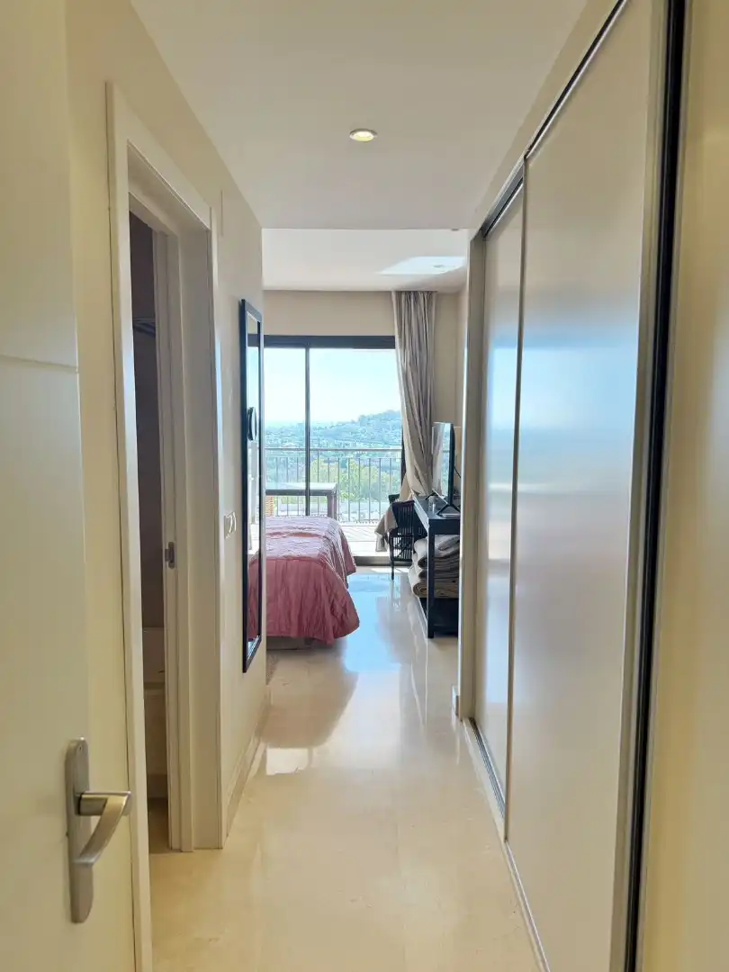 Bedroom of Flat for rent in Benahavís  with Air Conditioner, Storage room and Furnished