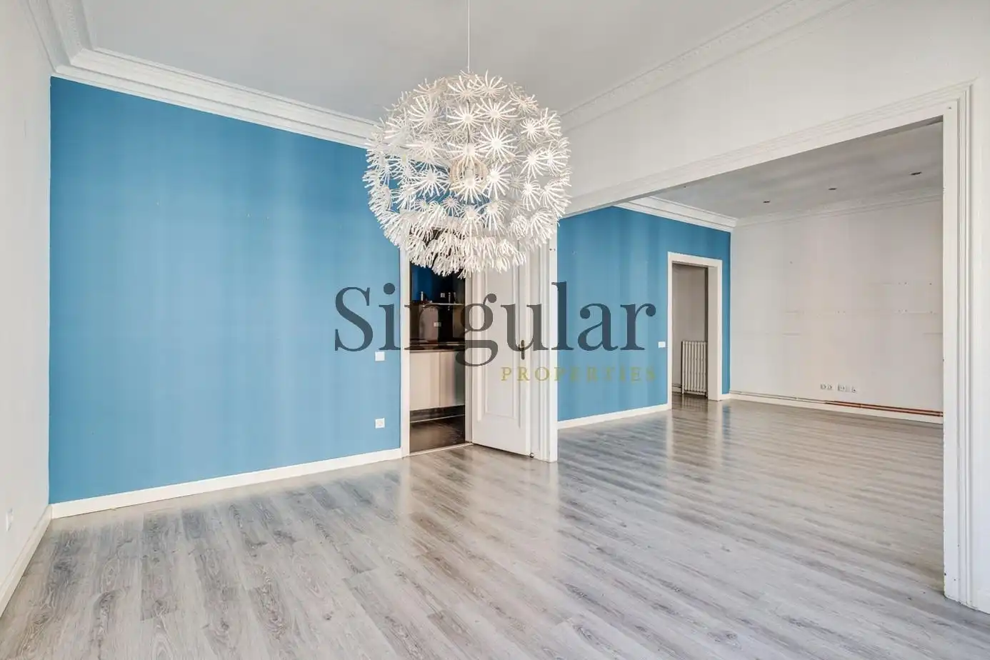 Comedor de Piso en venta en Barcelona con Calefacción y Alarma