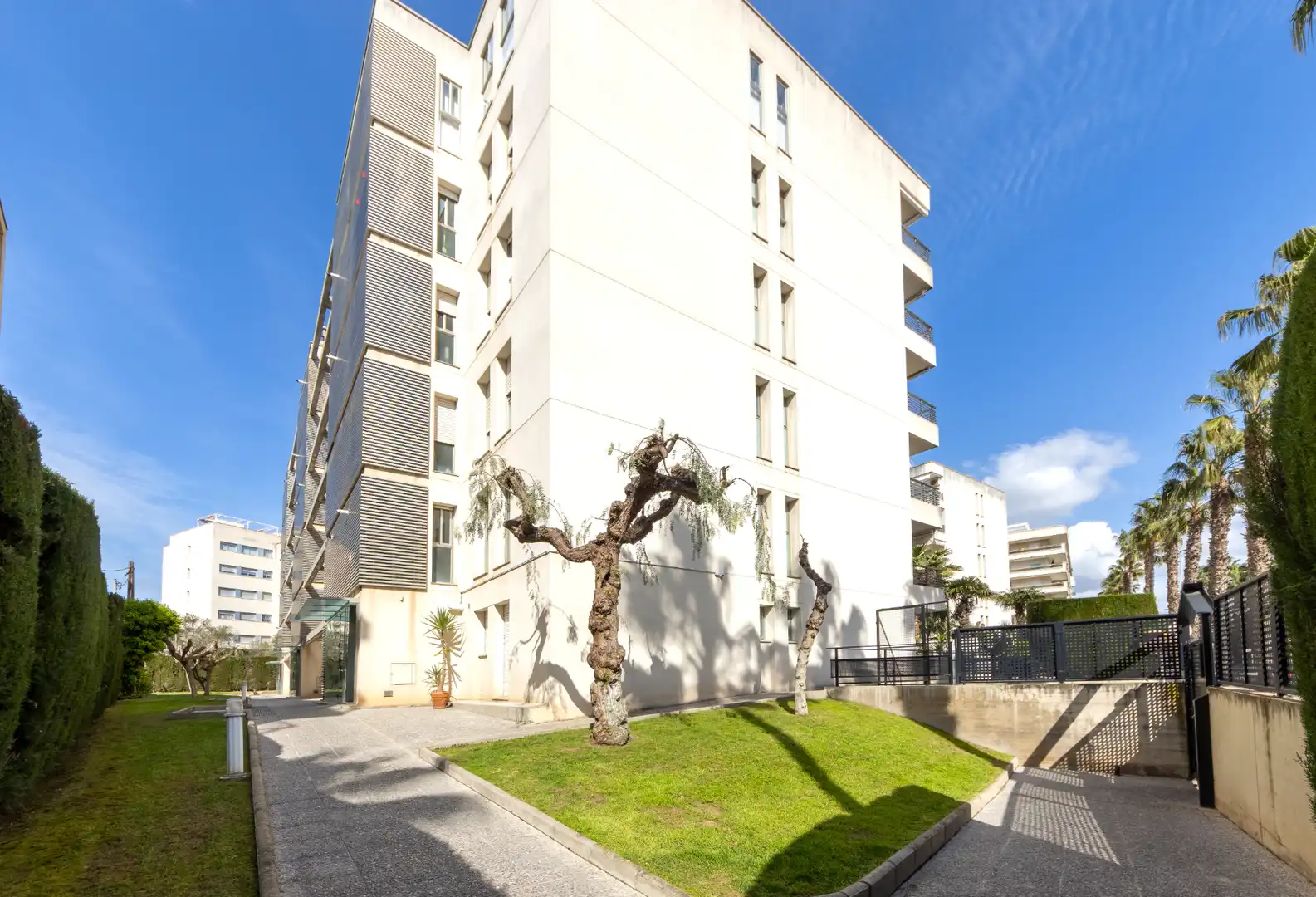 Vista exterior de Pis en venda en Salou amb Calefacció, Jardí privat i Terrassa
