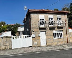 Vista exterior de Casa o xalet de lloguer en Vilar de Barrio