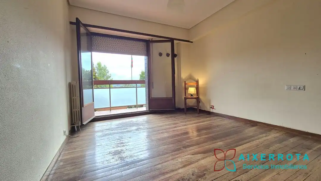 Sala de estar de Piso en venta en Getxo  con Calefacción, Terraza y Trastero
