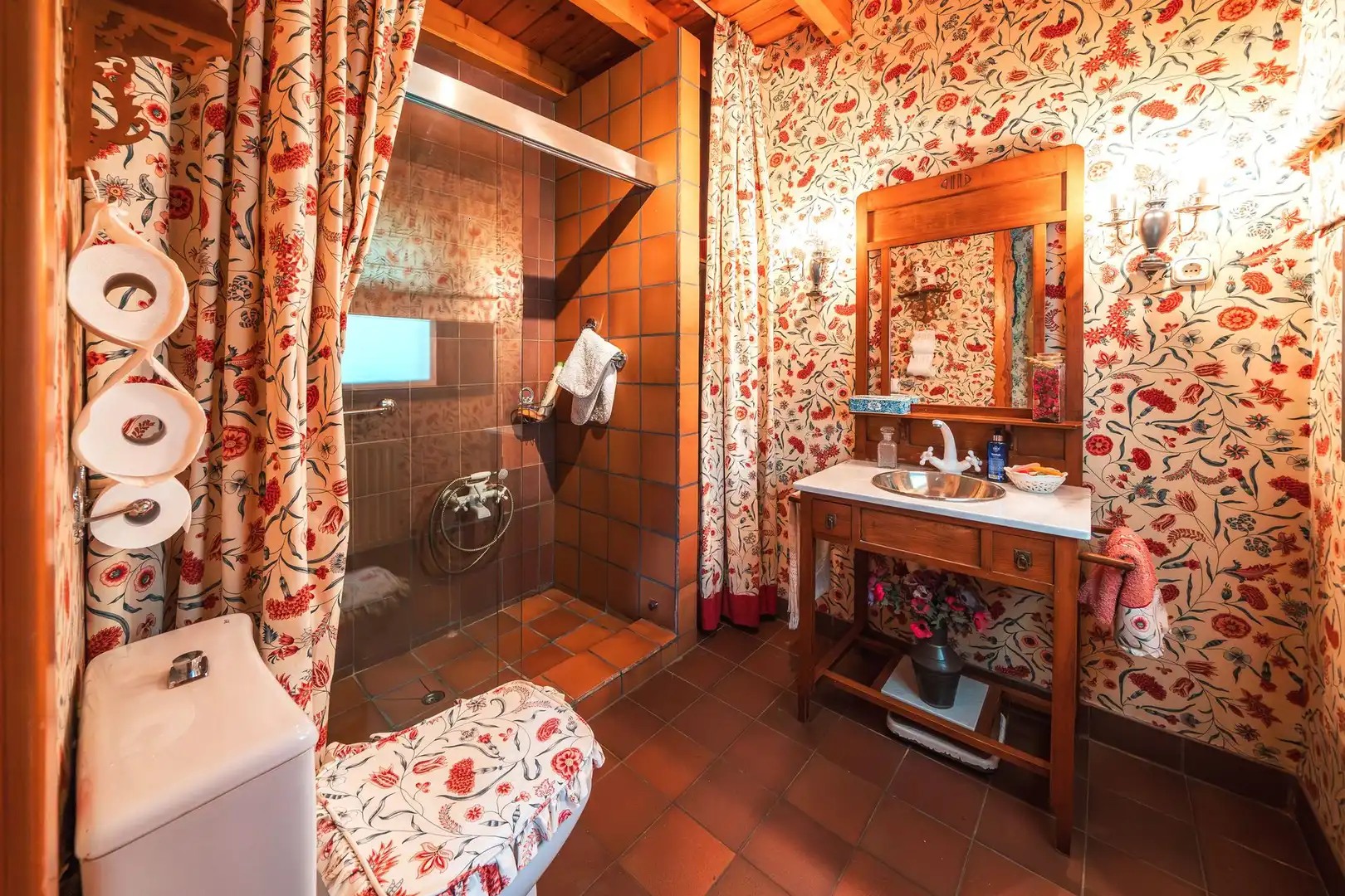 Baño de Casa o chalet en venta en Fruiz con Aire acondicionado, Calefacción y Jardín privado