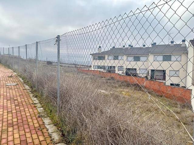 Terreno residencial en Venta en Reino Unido en Hervencias