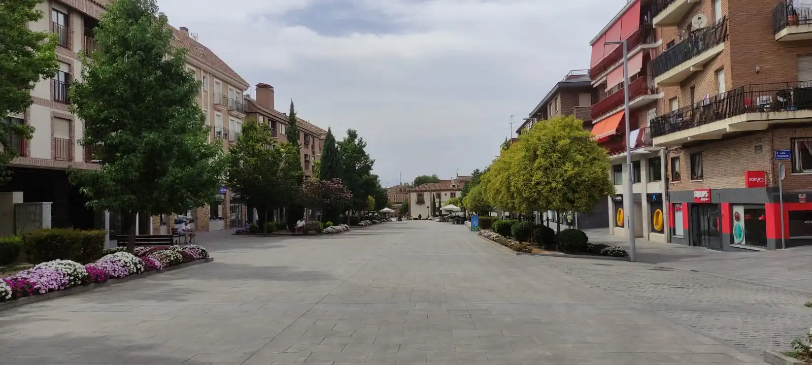 Vista exterior de Estudio en venta en Rozas Centro