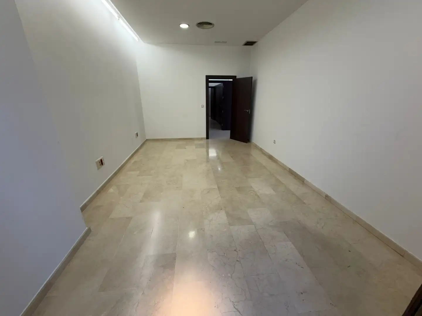 Oficina amb terrassa de lloguer a Calle Villamartín 9, imagen 4