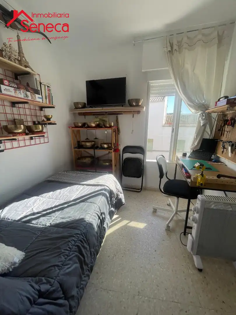 Bedroom of Flat for sale in Córdoba  with Heating, Storage room and Furnished