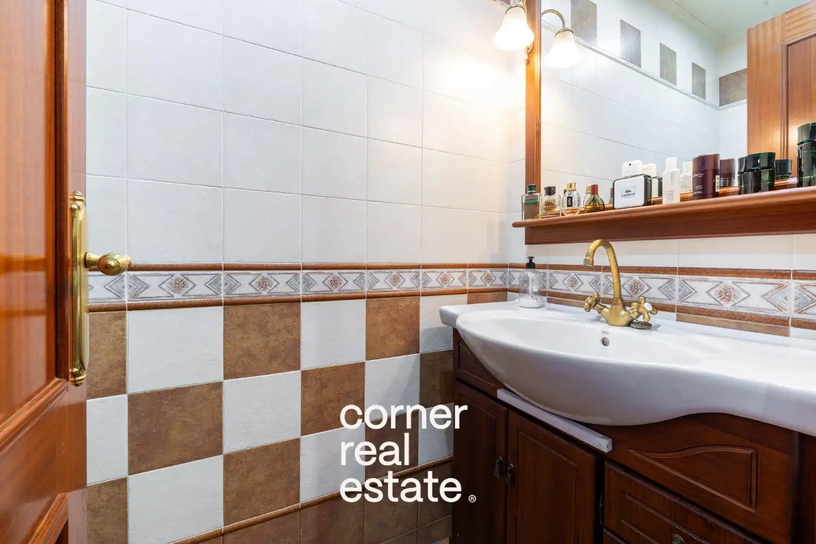 Bathroom of Detached homes for sale in Ripollet  with Air Conditioner, Heating and Private garden
