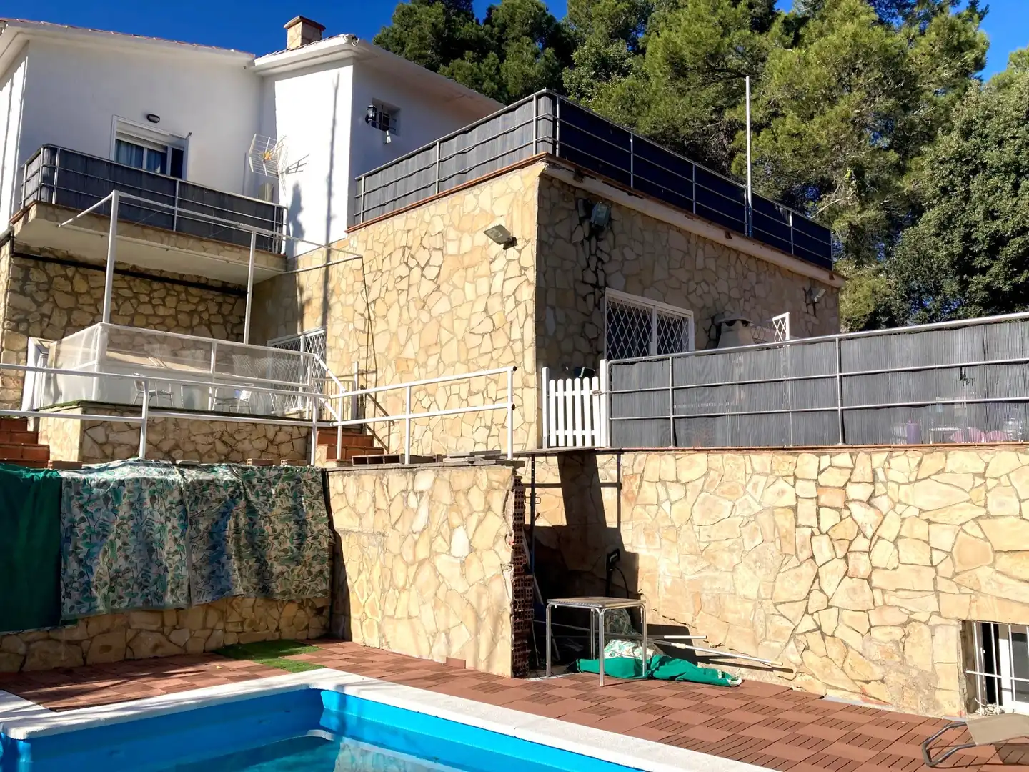 Piscina de Casa o chalet en venta en Corbera de Llobregat con Aire acondicionado, Calefacción y Jardín privado