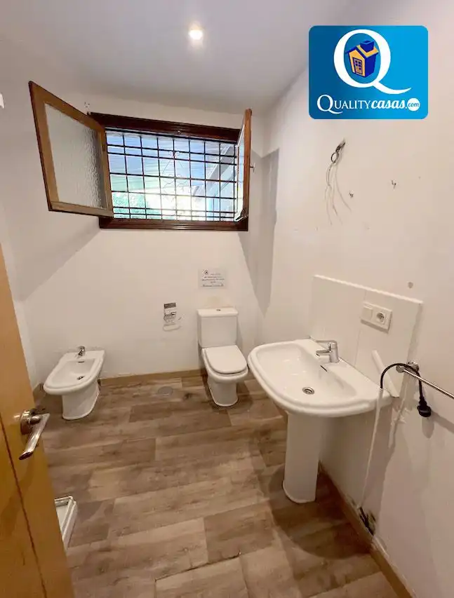Bany de Casa o xalet en venda en Alicante / Alacant amb Terrassa i Traster