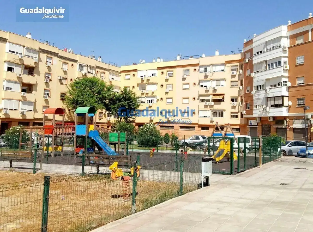 Wohnung zur Miete in Avenida de Europa
