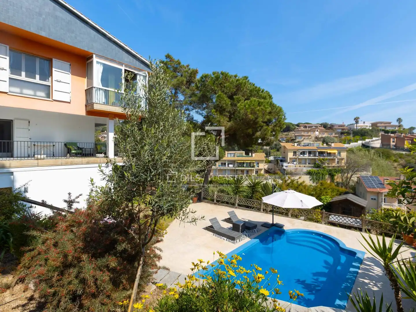 Exterior view of Houses for sale in Arenys de Mar  with Heating, Private garden and Terrace