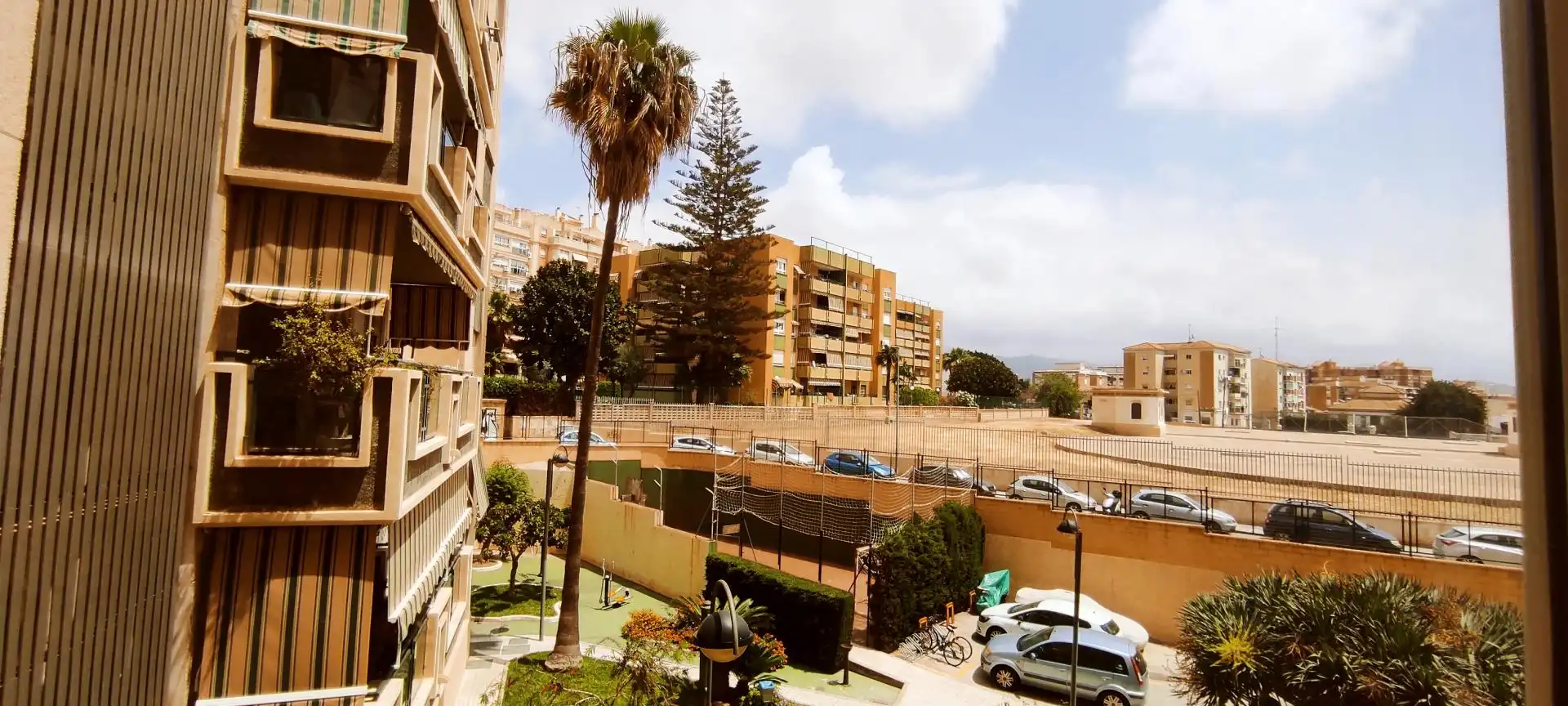 Außenansicht von Wohnungen zur Miete in Málaga mit Privatgarten