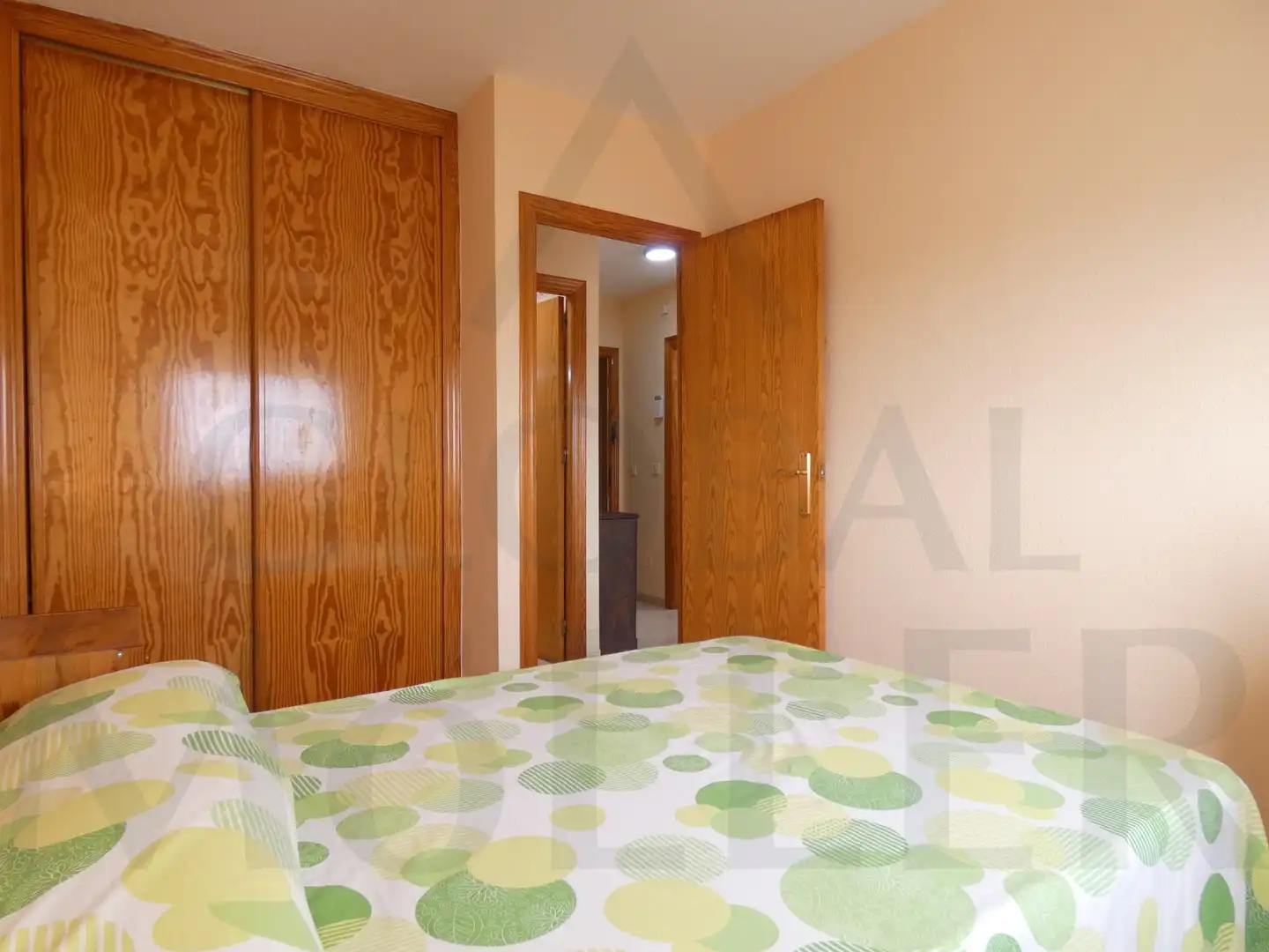 Dormitori de Apartament de lloguer en Cartagena amb Terrassa, Moblat i Forn