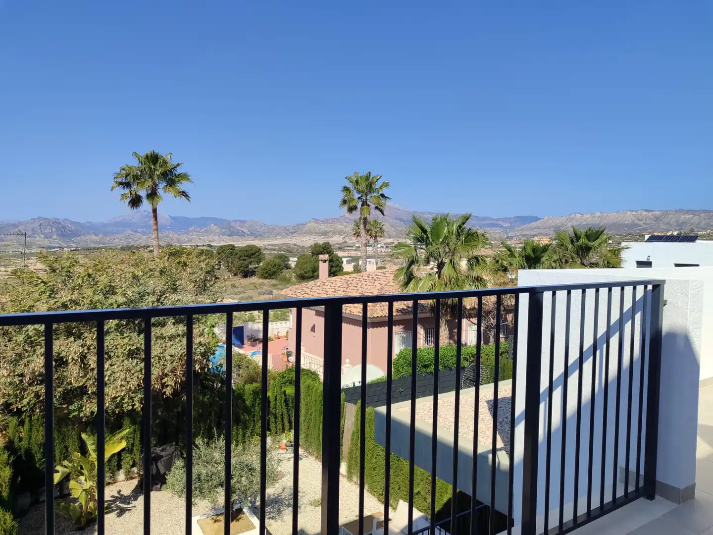 Vista exterior de Casa o chalet en venta en Busot con Aire acondicionado, Calefacción y Jardín privado
