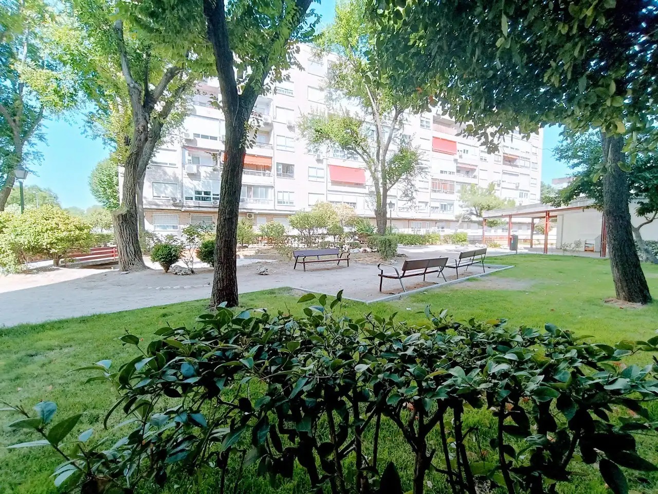 Piso de alquiler en ISLA DE JAVA, Tres Olivos - Valverde
