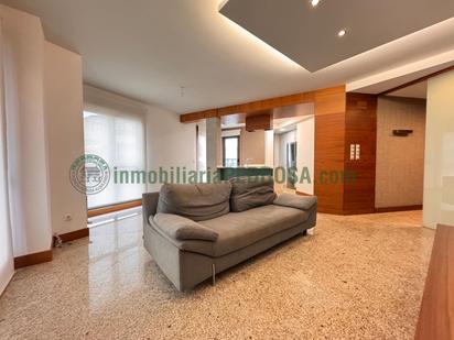 Living room of Flat for sale in Pontevedra Capital   with Heating, Terrace and Storage room