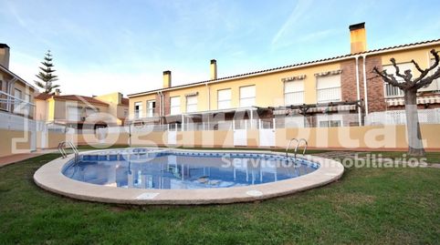 Foto 4 von Einfamilien-Reihenhaus zum Verkauf in Calle Formentera, Playa, Burriana / Borriana